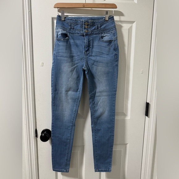 Bundle of 2 Wax Jean & Enjean Skinny Jeans - Medium & Light Wash - Sizes 5/M - Picture 13 of 13